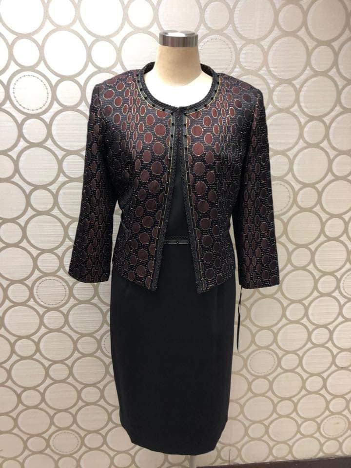 Ladies Black 2-Piece Suit